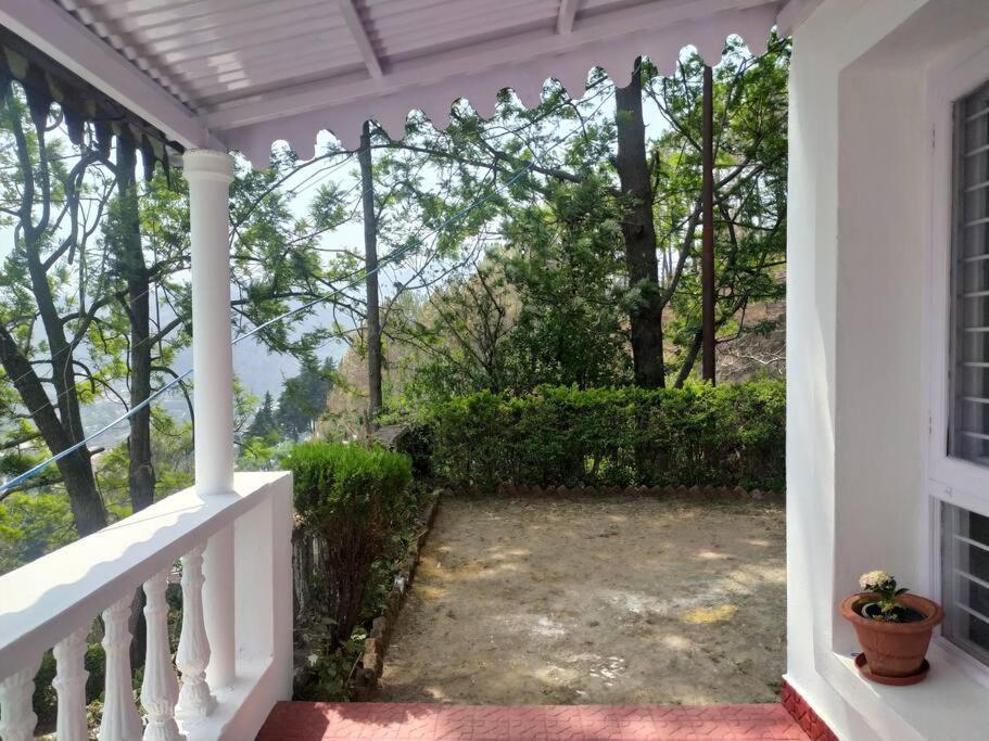 Whistling Thrush Cottage, Bhimtal Нейнитал Екстериор снимка